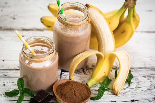 Έ&nu;&alpha; &nu;ό&sigma;&tau;&iota;&mu;&omicron; &kappa;&alpha;&iota; &upsilon;&gamma;&iota;&epsilon;&iota;&nu;ό smoothie &pi;&omicron;&upsilon; &theta;&alpha; &lambda;&alpha;&tau;&rho;έ&psi;&omicron;&upsilon;&nu; &tau;&alpha; &pi;&alpha;&iota;&delta;&iota;ά