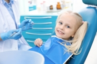 Μην αμελήσετε το οδοντιατρικό τσεκάπ στα παιδιά σας